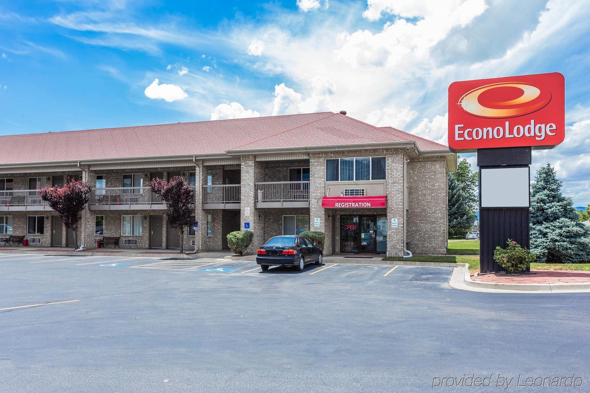 Americas Best Value Inn & Suites Provo Exterior photo